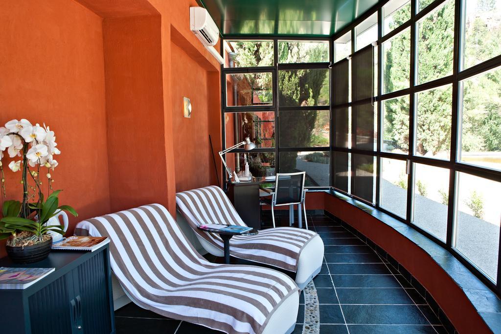 Hostellerie Les Gorges De Pennafort Callas Bagian luar foto