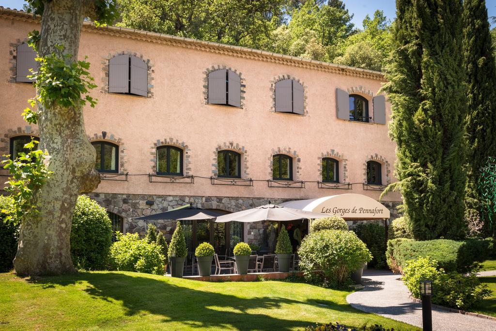 Hostellerie Les Gorges De Pennafort Callas Ruang foto