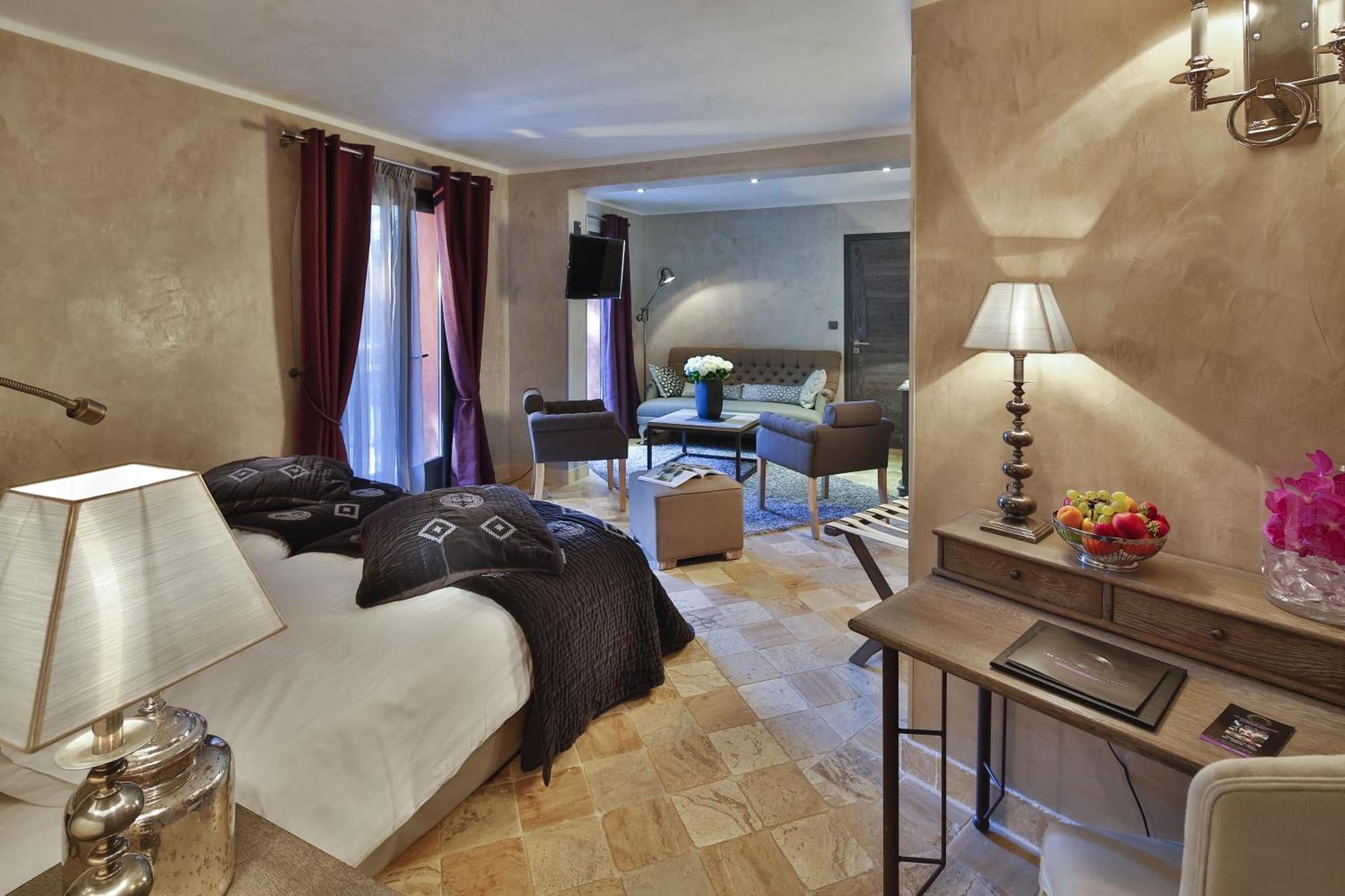 Hostellerie Les Gorges De Pennafort Callas Bagian luar foto